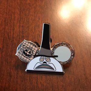 Nightmare Before Christmas Mayor earhat pin